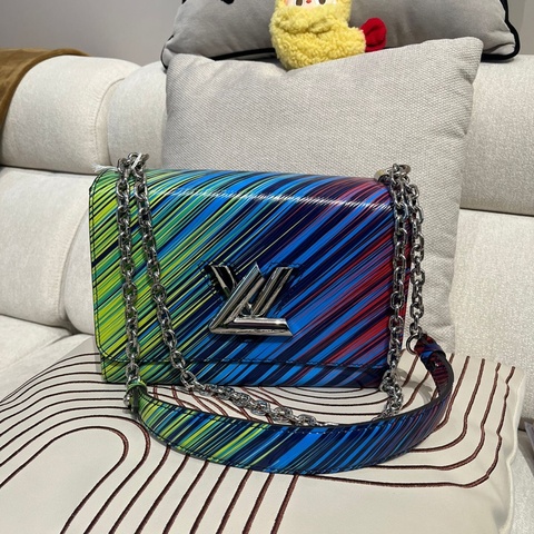 Lv twist mm epi leather 特別版