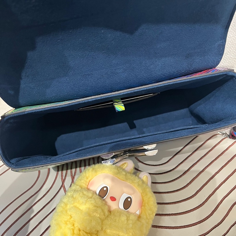 Lv twist mm epi leather 特別版-4