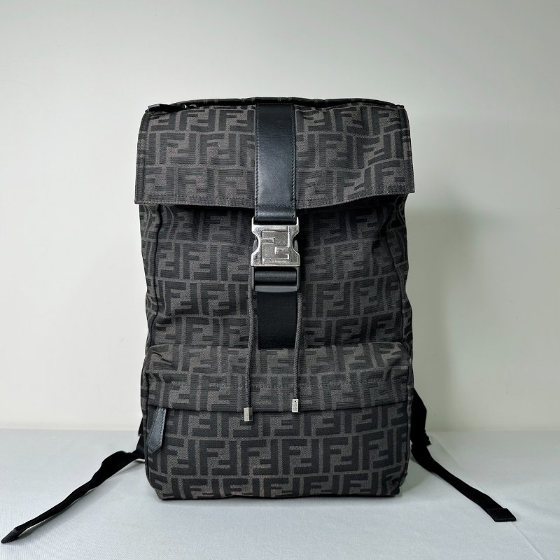 FENDI FF棕色老花後背包-0