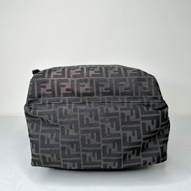 FENDI FF棕色老花後背包-7