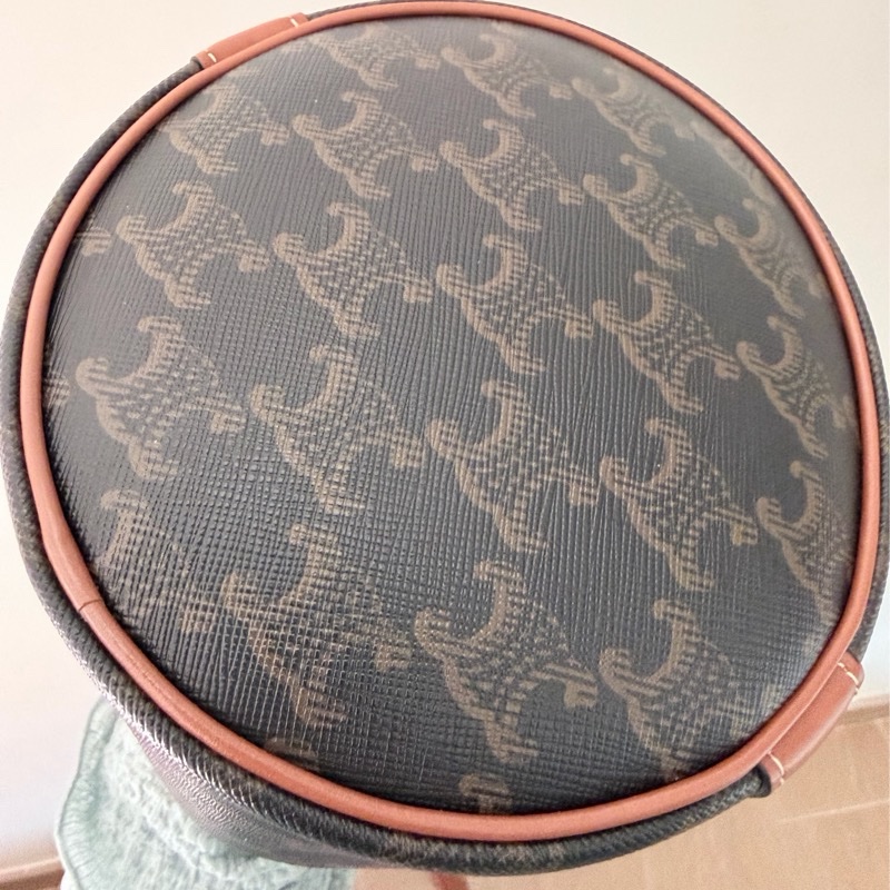 Celine bucket-1