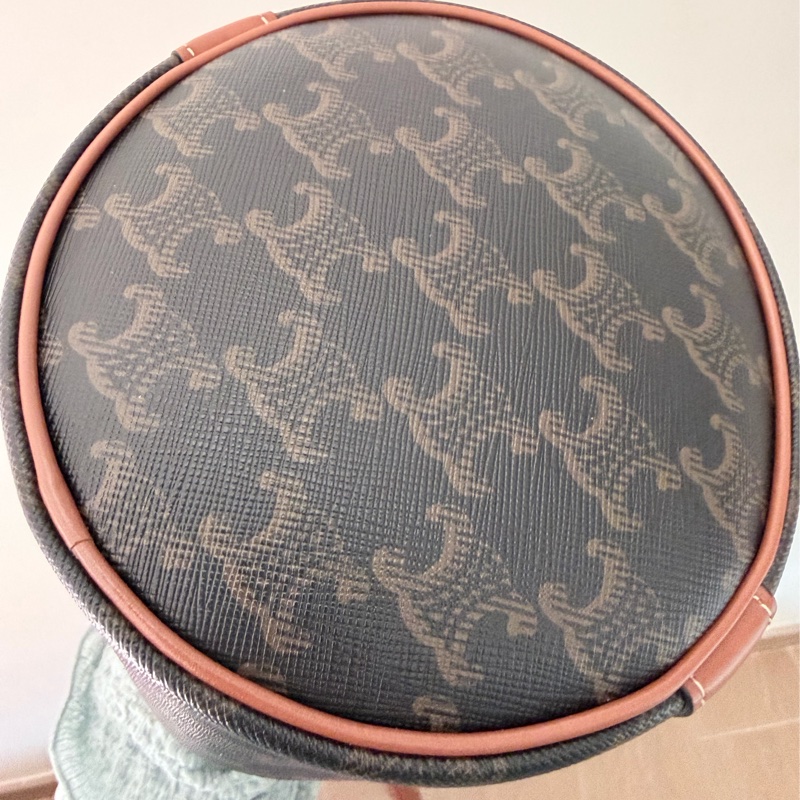 Celine bucket-8