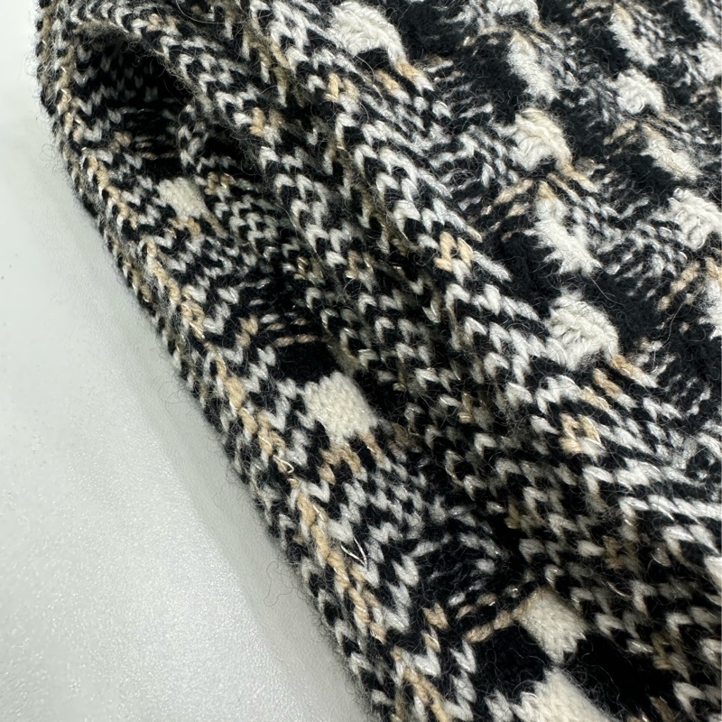 Chanel 格紋羊絨圍巾-3