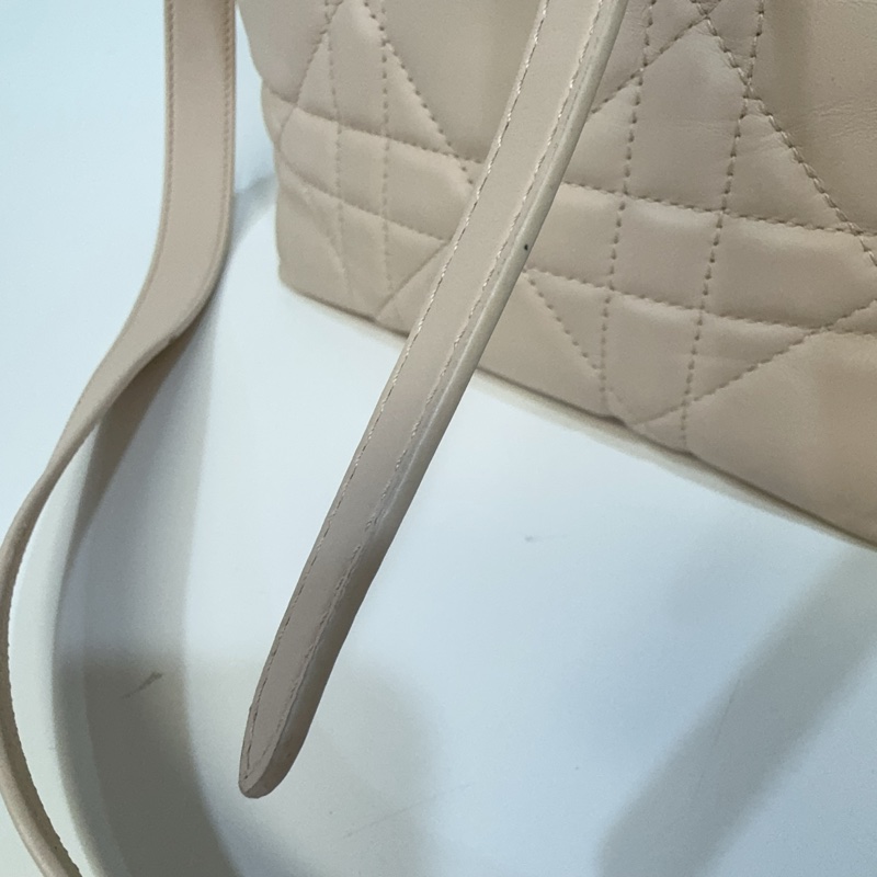 Dior 砂岩粉藤格紋Toujours直式小型托特包-16