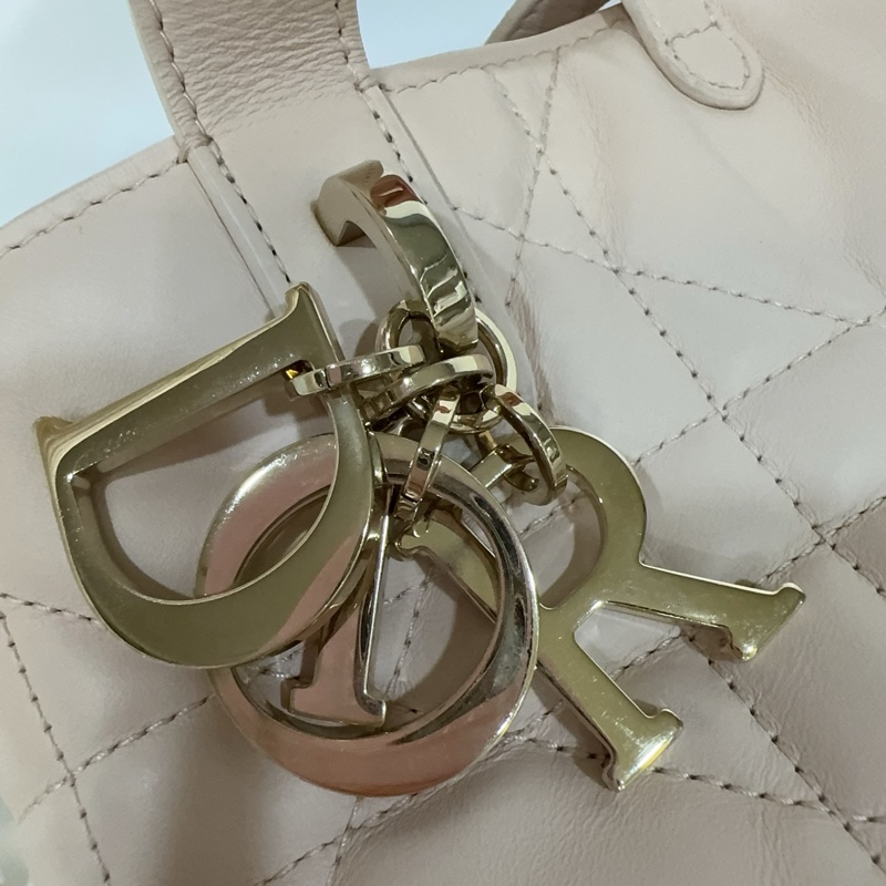 Dior 砂岩粉藤格紋Toujours直式小型托特包-29