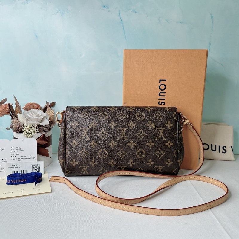 LV Favorite 中款老花斜背包-1