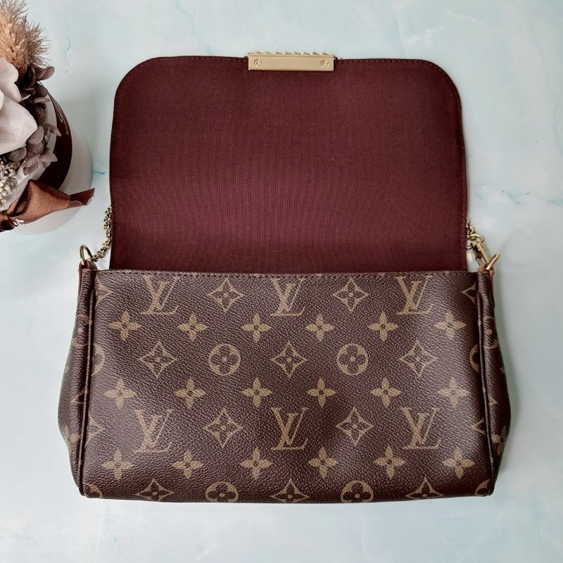 LV Favorite 中款老花斜背包-4