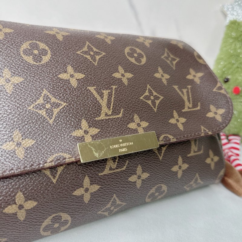 LV Favorite MM斜背包-7