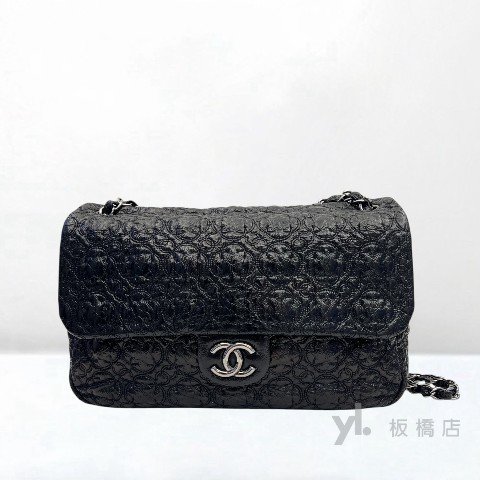 Y1997-Chanel 黑色漆亮皮山茶花下蓋銀釦coco-0