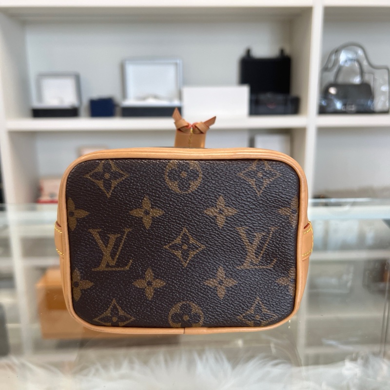 98新LV路易威登 Nano Noe經典老花塗層帆布肩背包芯片款小水桶包～尺寸13*10*16cm-5