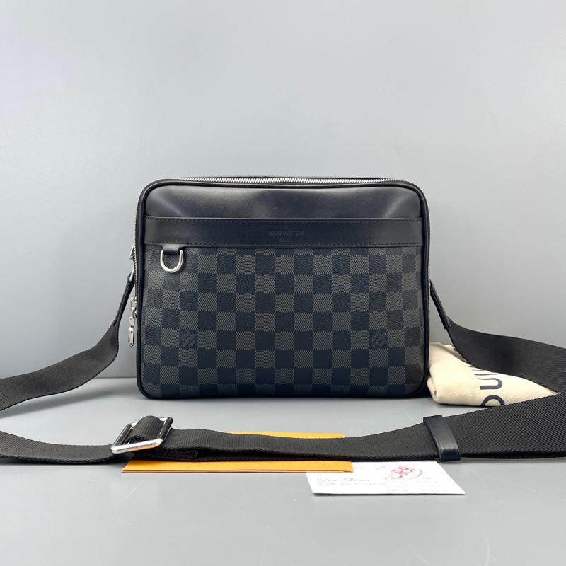 LV 郵差相機包黑棋盤格 尺寸約25*19*8cm-0