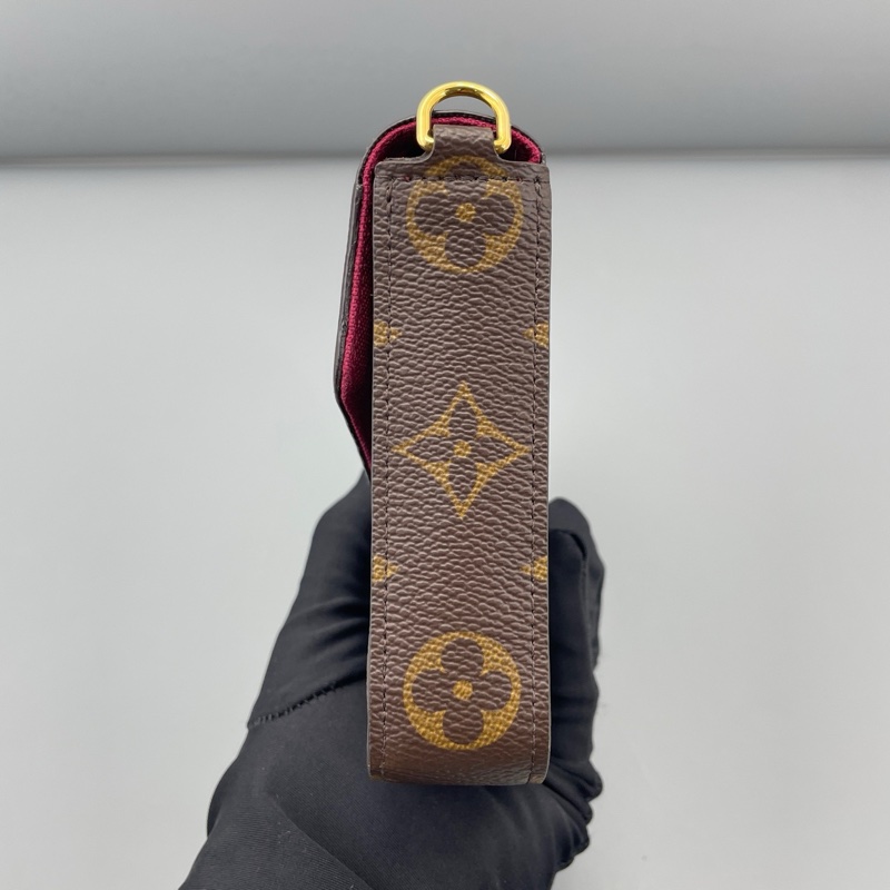 LV 三合一 缺少一個內袋 尺寸約21*12*3cm-2