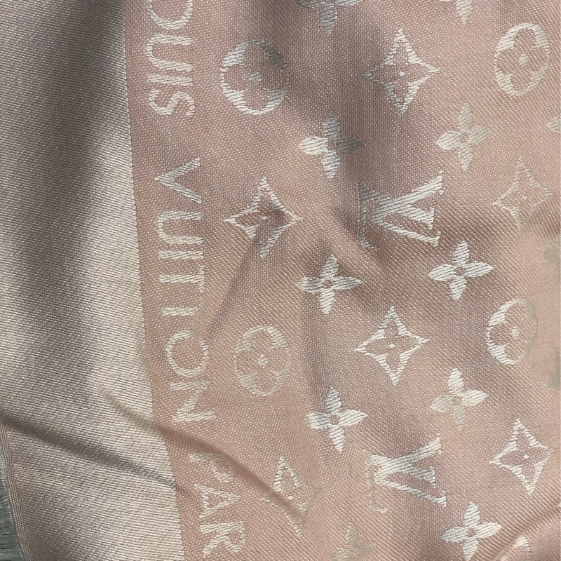 LV 淡粉紅色披肩 XC209-2