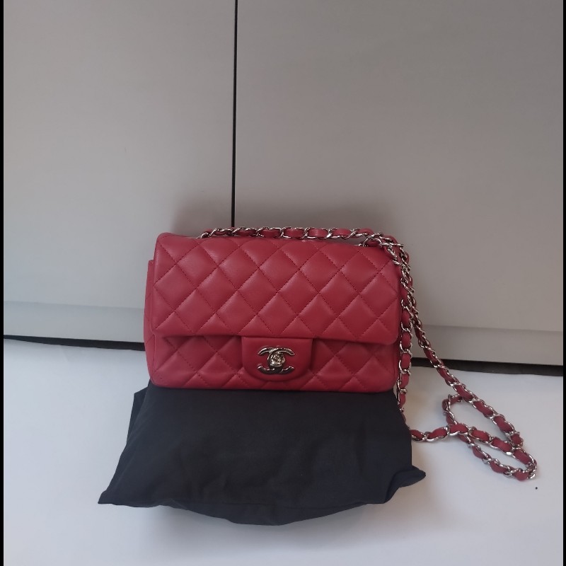 Chanel 銀鍊黃羊皮斜背口蓋包 CF 20-6