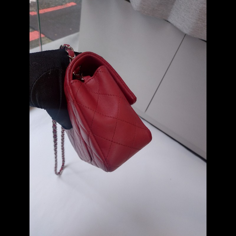 Chanel 銀鍊黃羊皮斜背口蓋包 CF 20-14