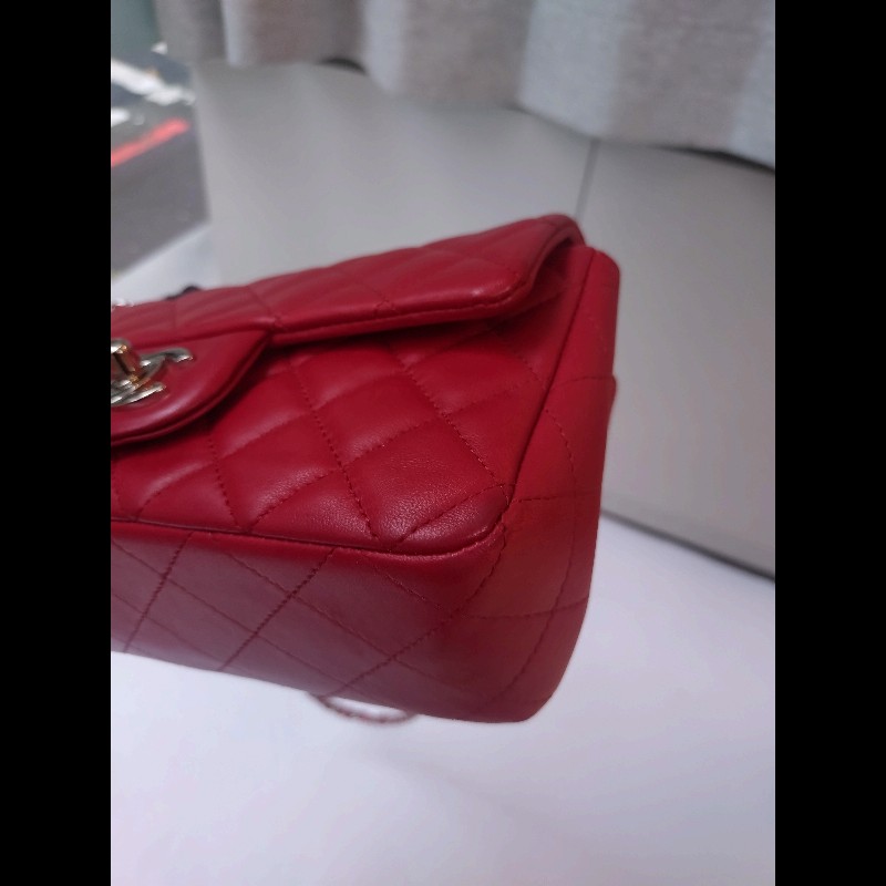 Chanel 銀鍊黃羊皮斜背口蓋包 CF 20-16