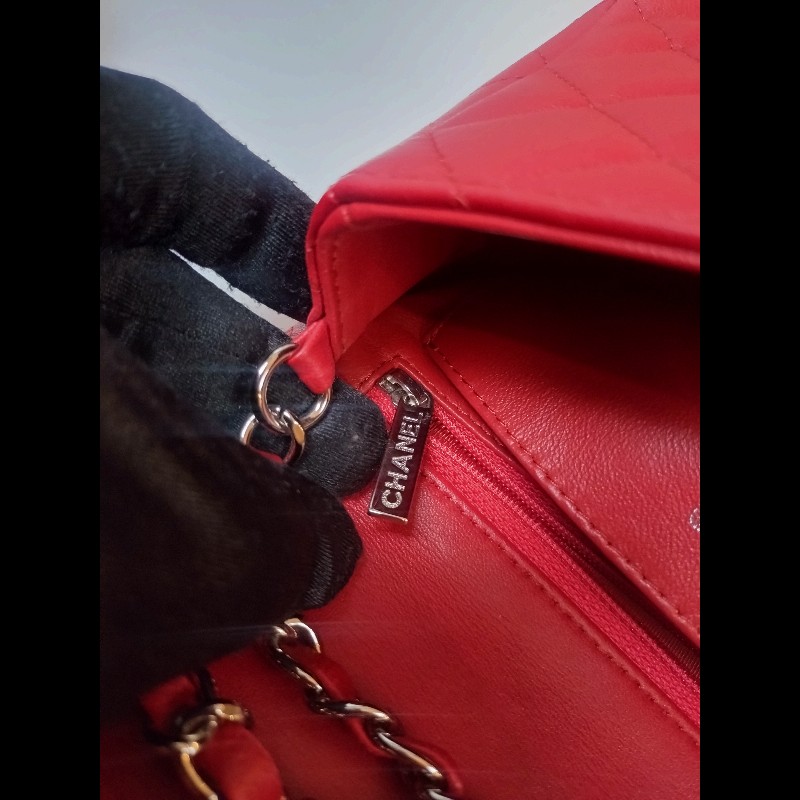 Chanel 銀鍊黃羊皮斜背口蓋包 CF 20-26