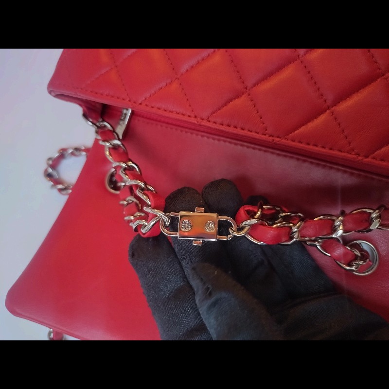 Chanel 銀鍊黃羊皮斜背口蓋包 CF 20-30