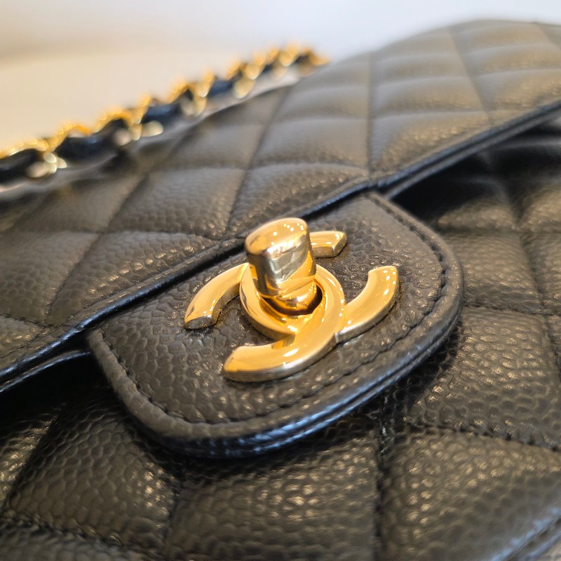 [現省10萬香奈兒經典黑金😍] Chanel 黑荔枝皮金釦CoCo25肩背口蓋包-8