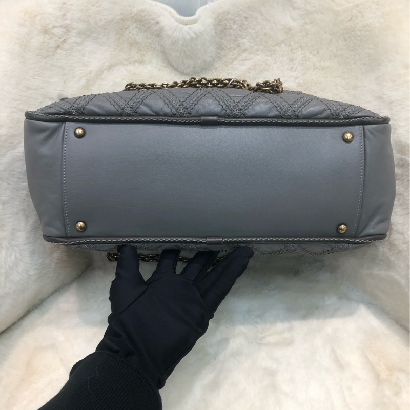 Chanel 灰色外縫線 鏈條 上肩 XA231-5