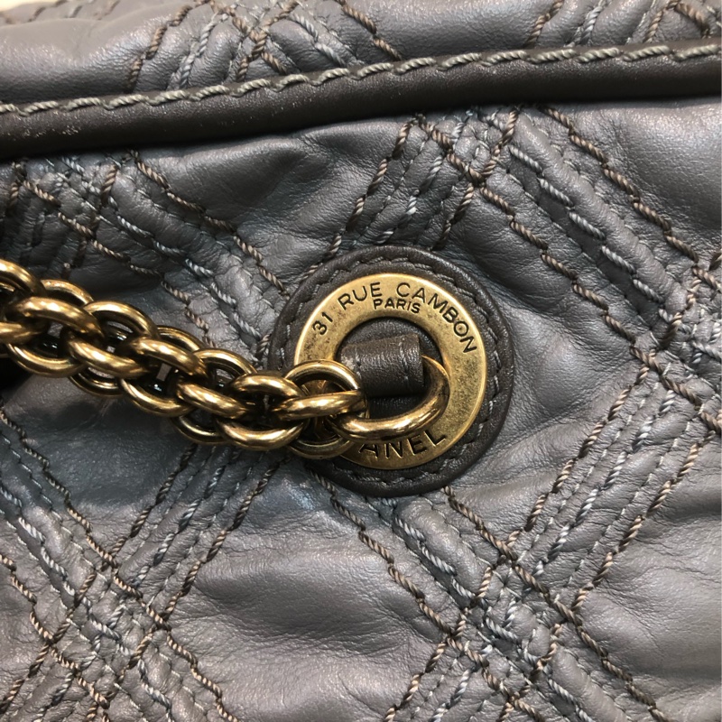 Chanel 灰色外縫線 鏈條 上肩 XA231-7