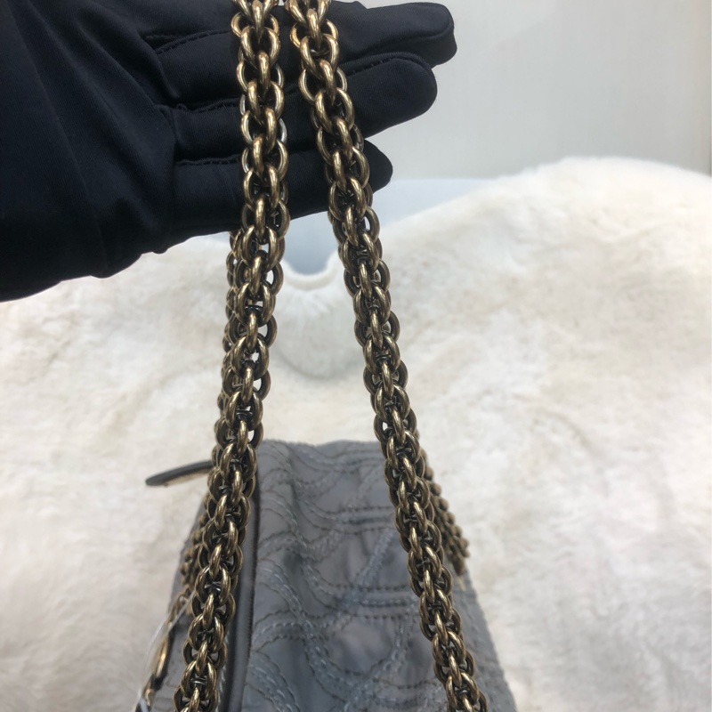 Chanel 灰色外縫線 鏈條 上肩 XA231-8