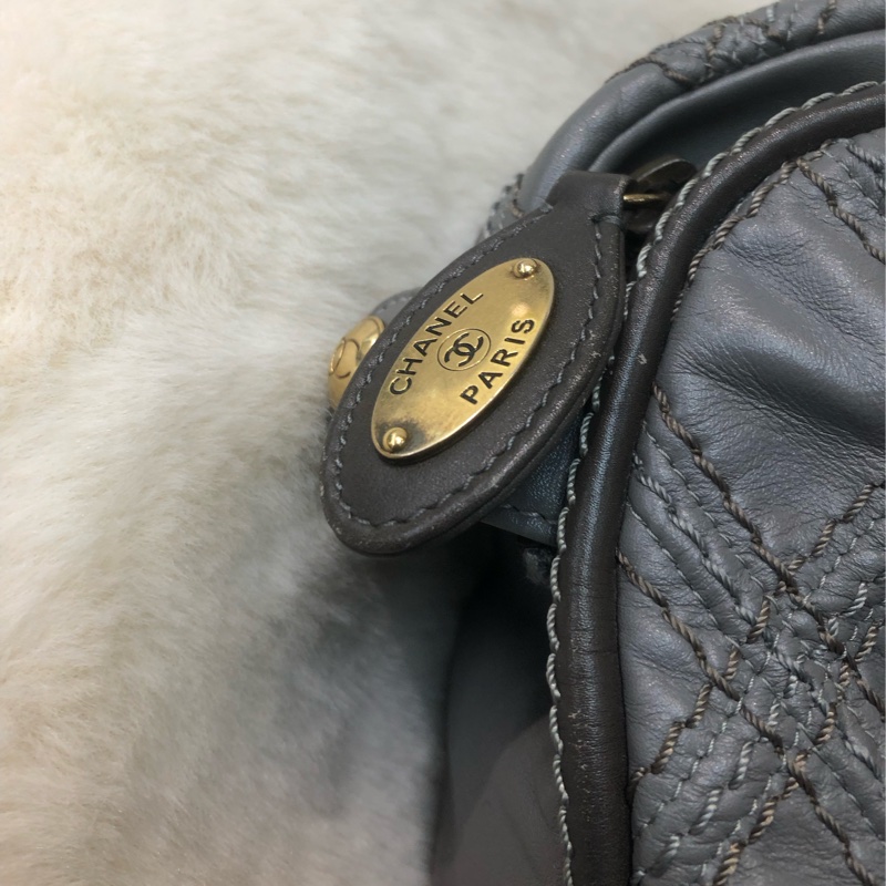 Chanel 灰色外縫線 鏈條 上肩 XA231-15