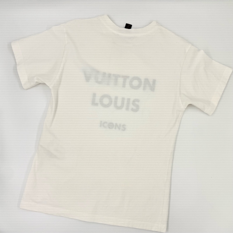 LV簡約白色灰底英文字母鍊條T恤-4