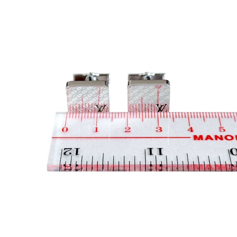 LOUIS VUITTON 袖口鈕-11