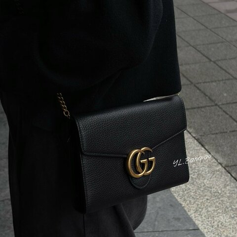 Y2003-GUCCI GG Marmont 黑牛皮肩背包 401232