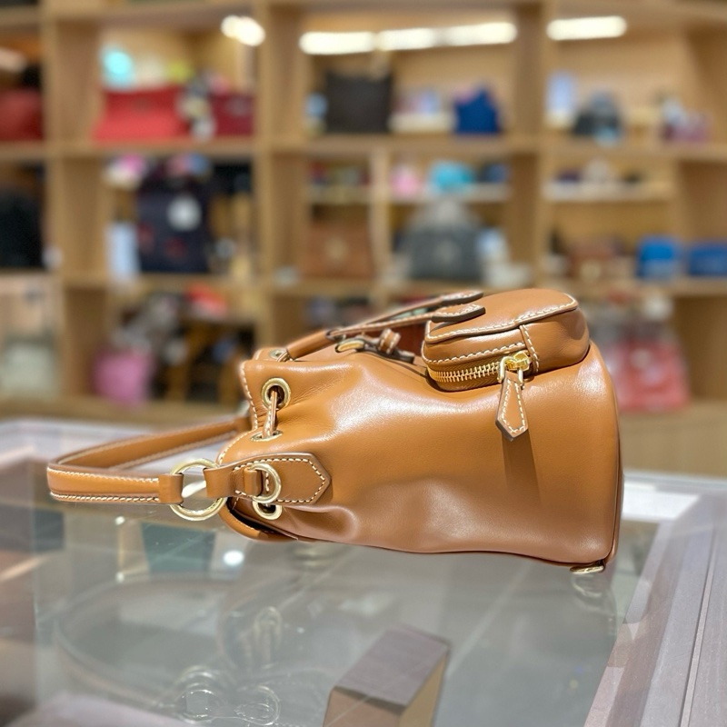 MIU MIU缪缪品牌徽标牛皮革 双肩包手提包-4