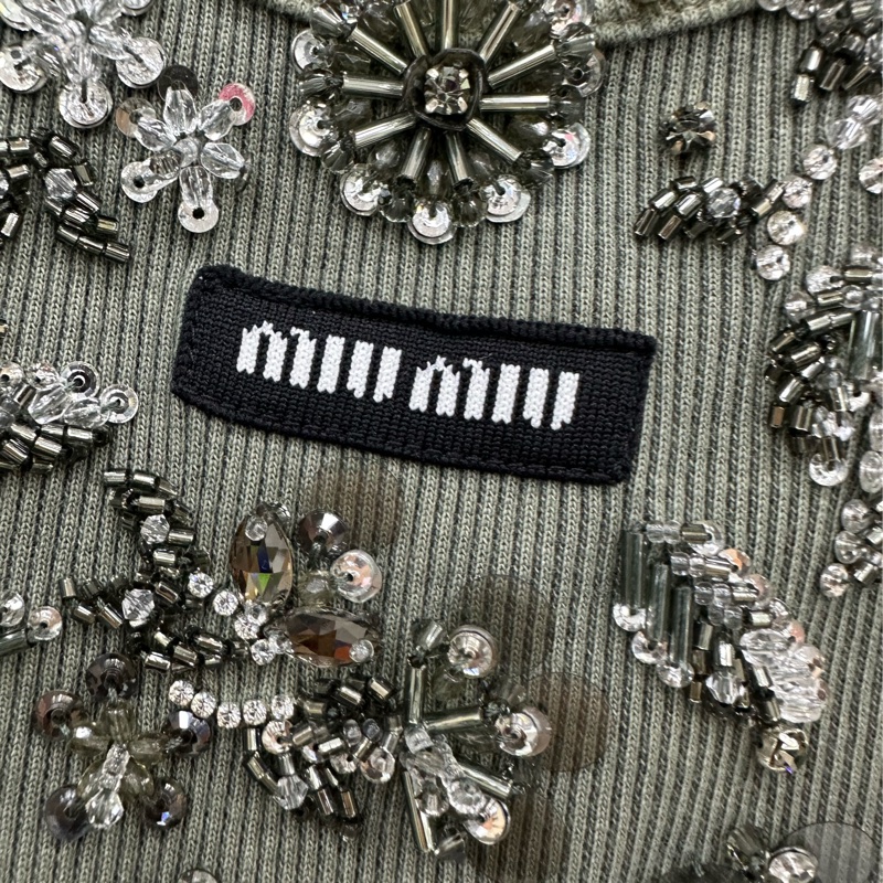 Miumiu 25ss重工亮片背心 S碼-3