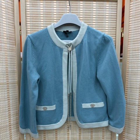 Chanel/香奈兒 25A撞色包邊羊絨開襟衫 36碼