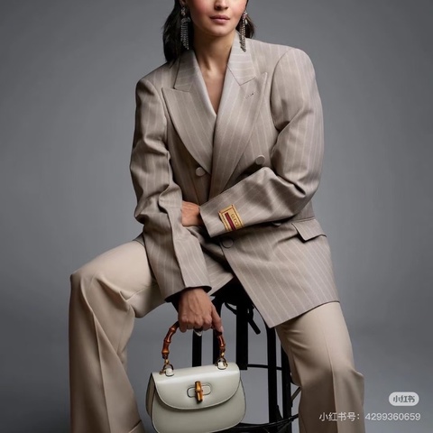 gucci白色Bamboo mini1947竹節馬鞍包手提包肩背包21*12*7.5  98新配件塵袋 盒子