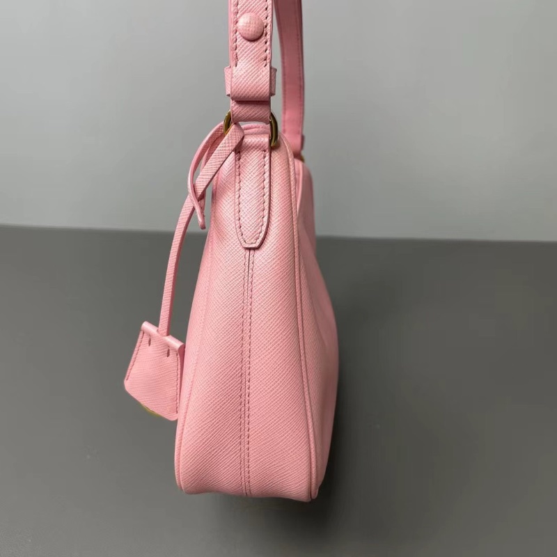 Prada 粉色牛皮新款全皮hobo腋下包 22*16*6 98新配件塵袋-5