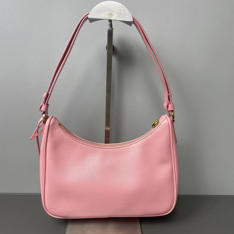 Prada 粉色牛皮新款全皮hobo腋下包 22*16*6 98新配件塵袋-9