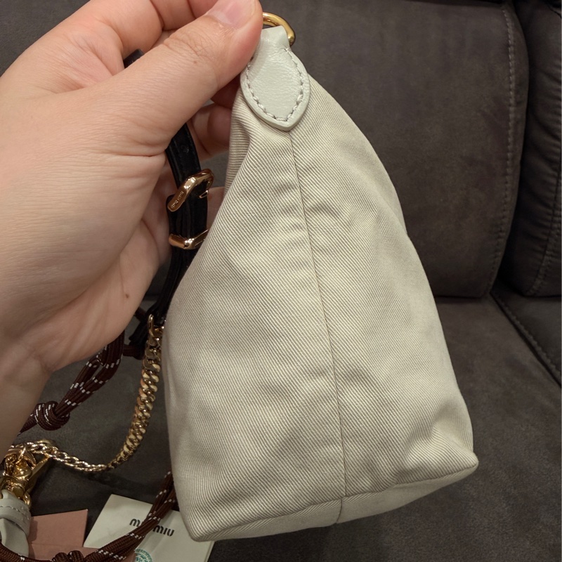 Miu Miu 25SS 飯盒包 附原廠長背帶-4