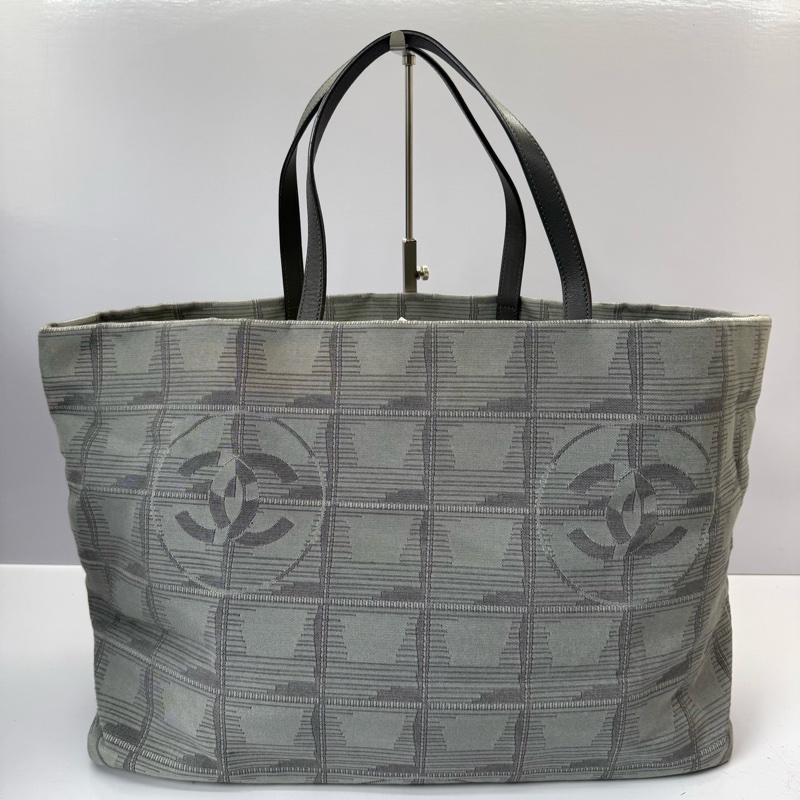 CHANEL 香奈兒 灰色冰格新旅行系列托特包 NEW TRAVEL LINE NO12 （無卡）-1