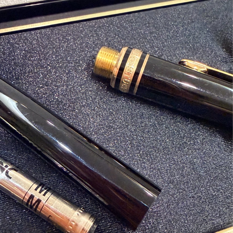 真品MONTBLANC 萬寶龍 Meisterstück 大師傑作（大班）鍍黃金經典原子筆 附盒裝保單-22