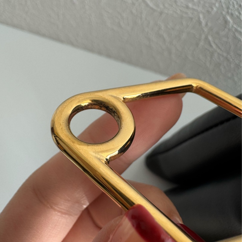 LV M21260黑壓紋coussin pm-13