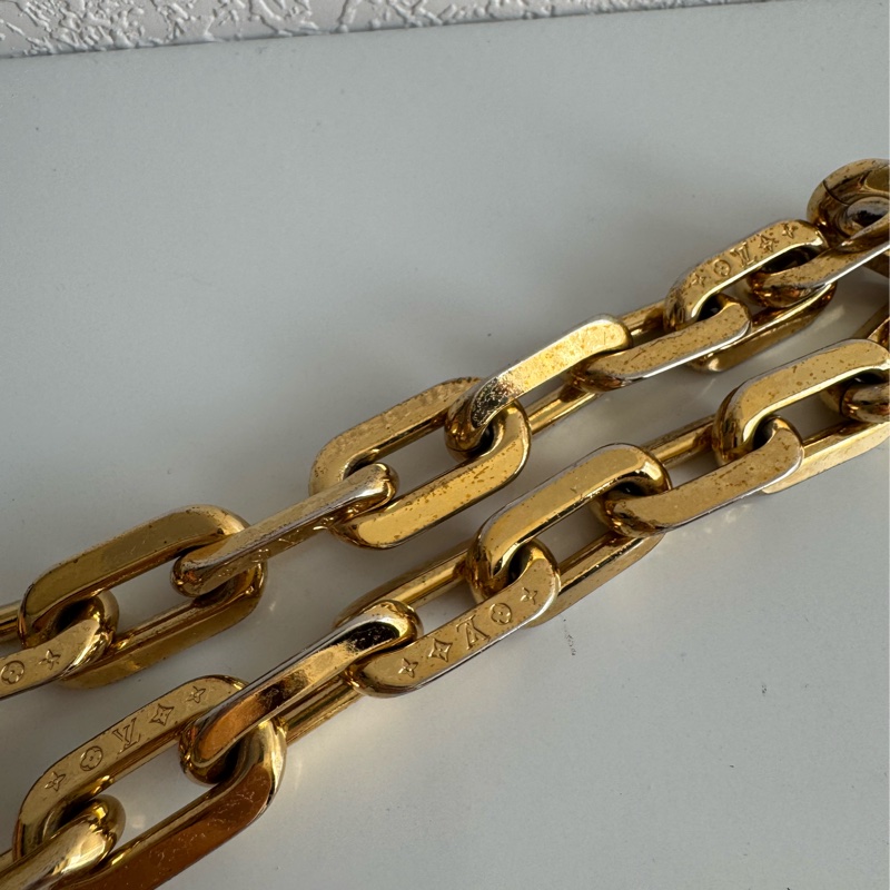 LV M21260黑壓紋coussin pm-36