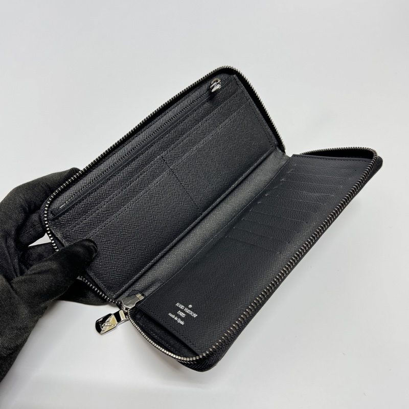 【超！級！新🎁】 LV M62295 RFID晶片款 黑老花長夾 （專櫃29,900）-6