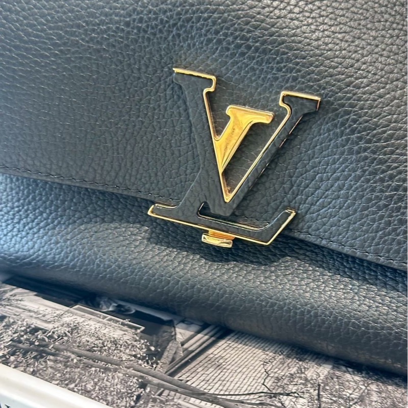 LV✨Louis Vuitton Volta 黑色全皮手提包肩背包翻蓋包-2