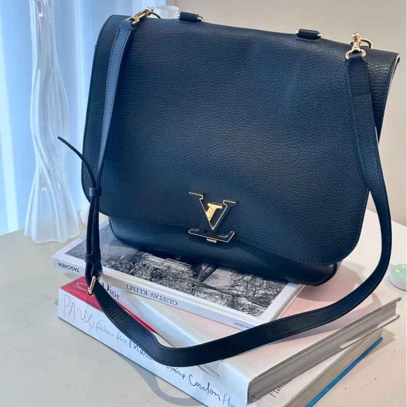 LV✨Louis Vuitton Volta 黑色全皮手提包肩背包翻蓋包-7