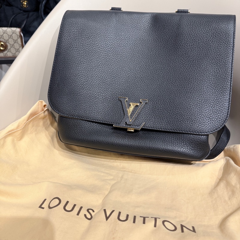 LV✨Louis Vuitton Volta 黑色全皮手提包肩背包翻蓋包-9