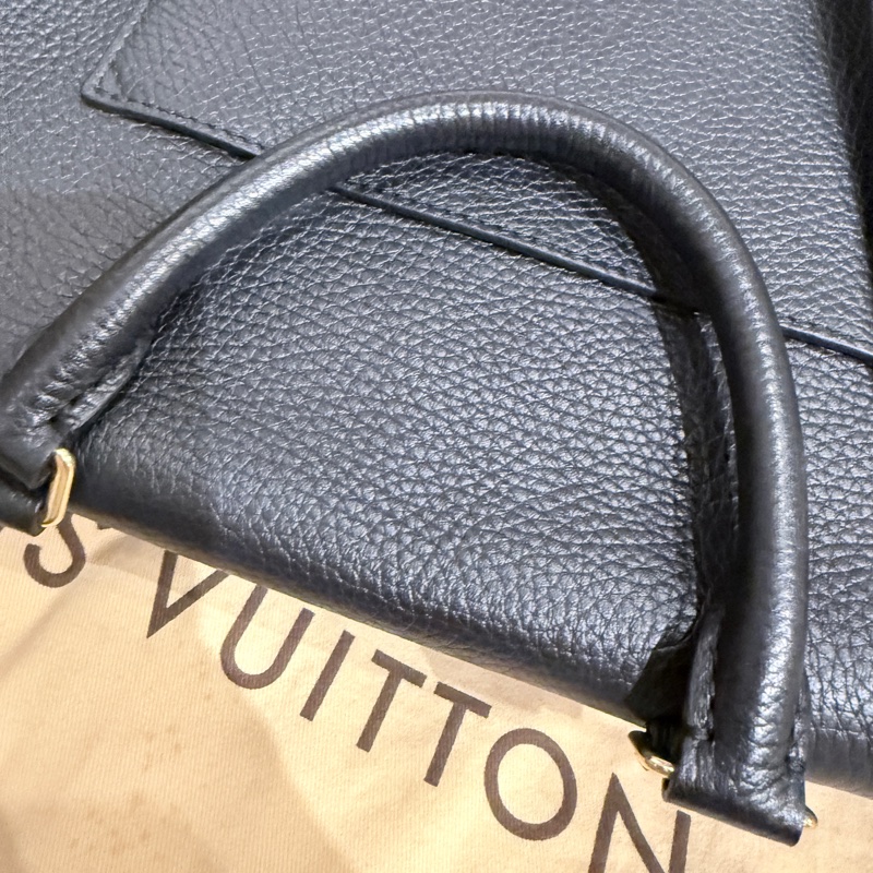 LV✨Louis Vuitton Volta 黑色全皮手提包肩背包翻蓋包-11