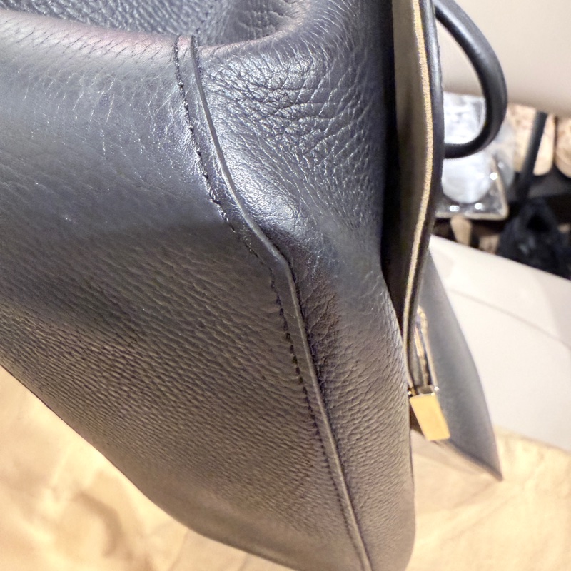 LV✨Louis Vuitton Volta 黑色全皮手提包肩背包翻蓋包-18