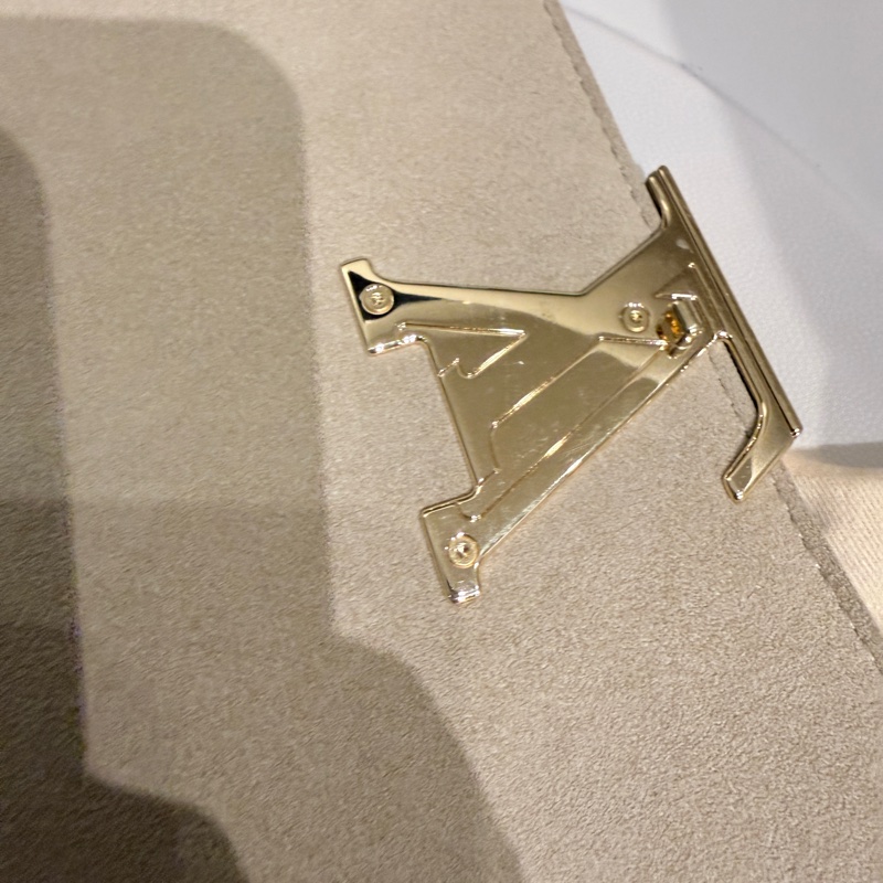 LV✨Louis Vuitton Volta 黑色全皮手提包肩背包翻蓋包-25