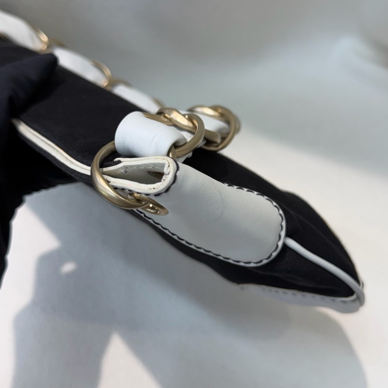 CHANEL Vintage Olsen 黑白布面單肩包 XB778-29