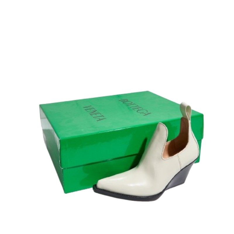 Bottega Veneta BV 尖頭皮革跟鞋 38碼-0